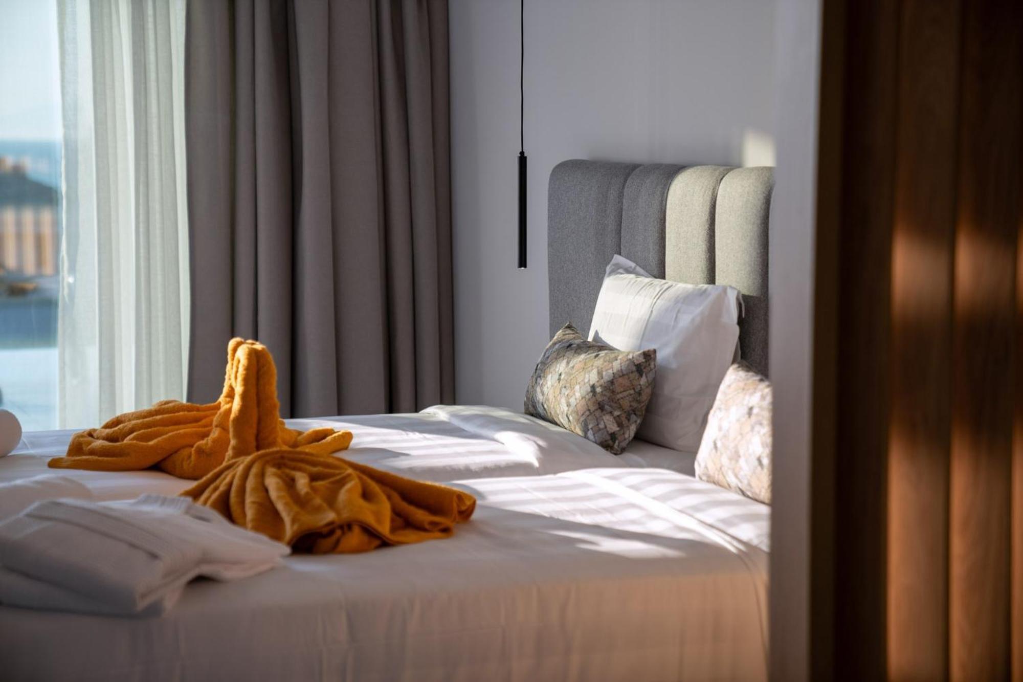Thimios Suites Adults Only Acharavi  Eksteriør billede
